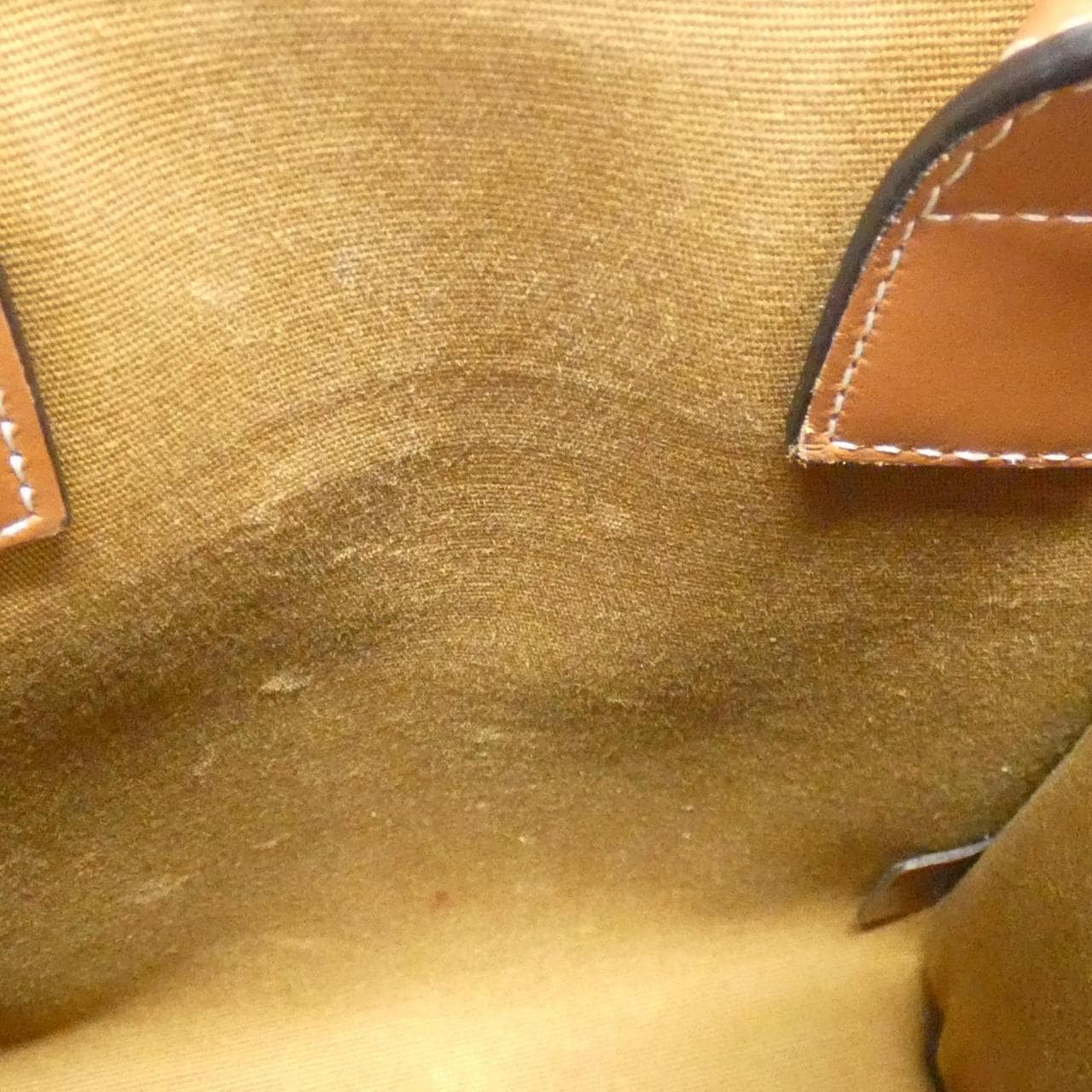 セリーヌ ミニ バーティカル カバ 194372BZK バッグ