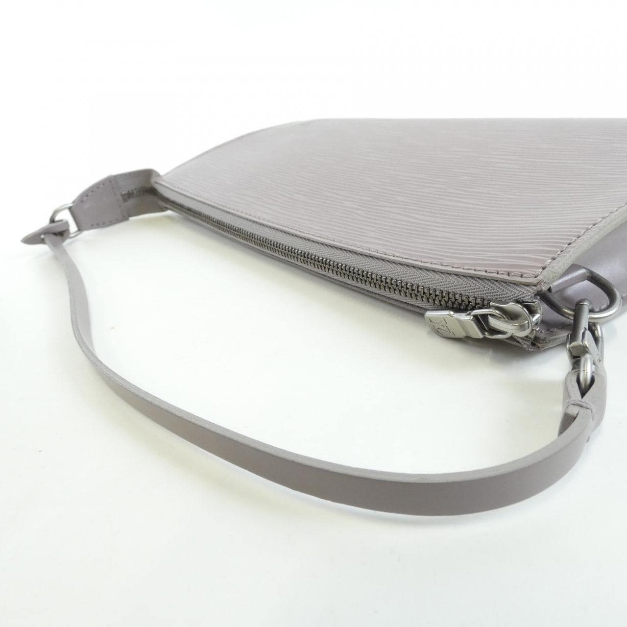 ルイヴィトン エピ ポシェット アクセソワール 24cm M5294B アクセサリーポーチ