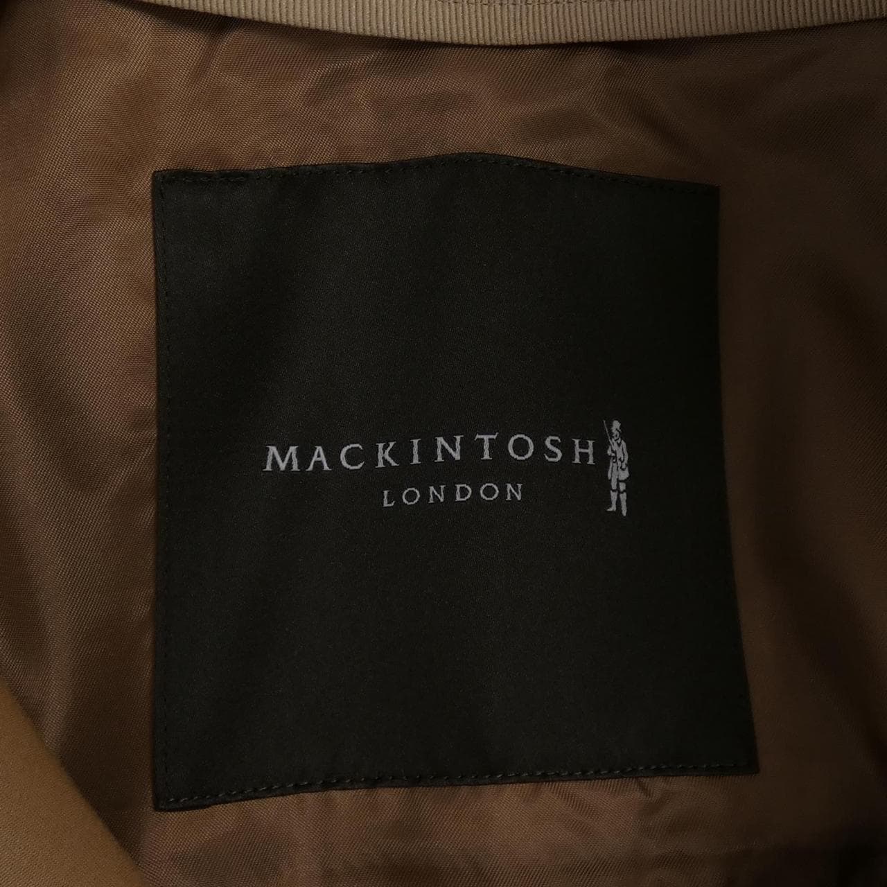 麥金塔倫敦MACKINTOSH LONDON大衣