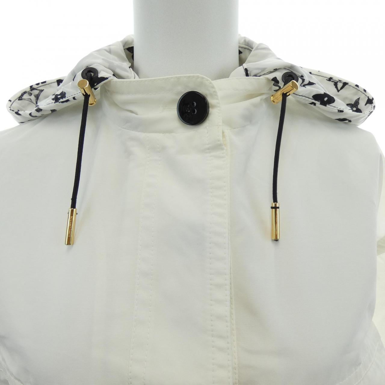 ルイヴィトン LOUIS VUITTON ショートフーデッドパーカ FIOW26FBP ジャケット