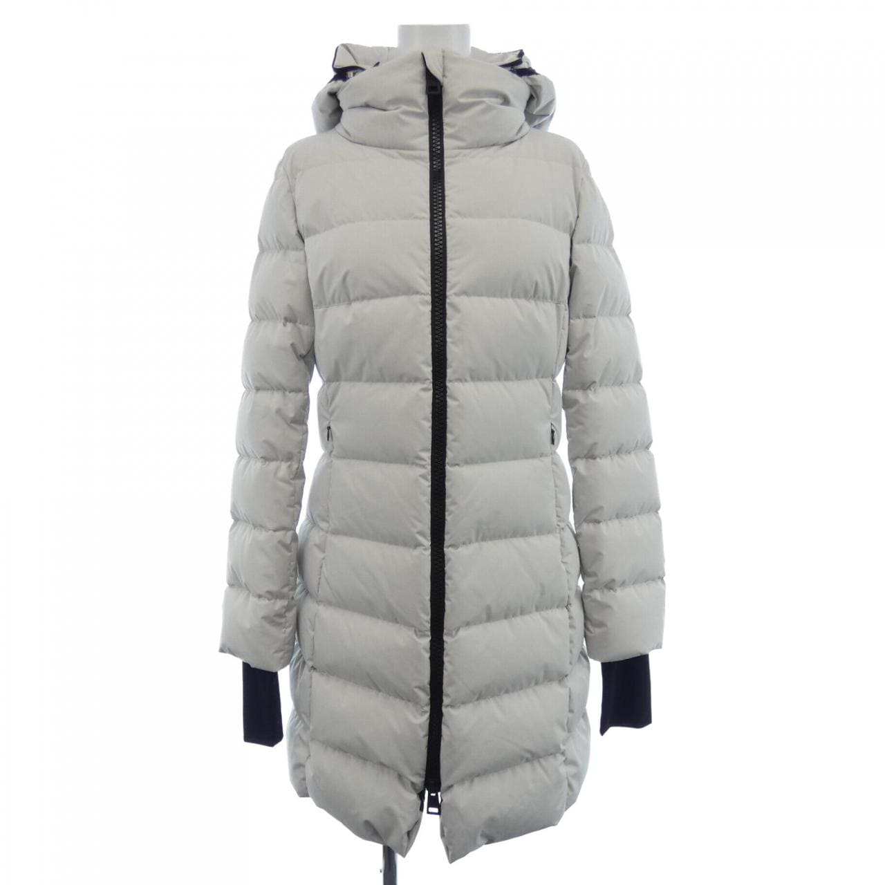 ヘルノ Herno PI080DL ダウンコート