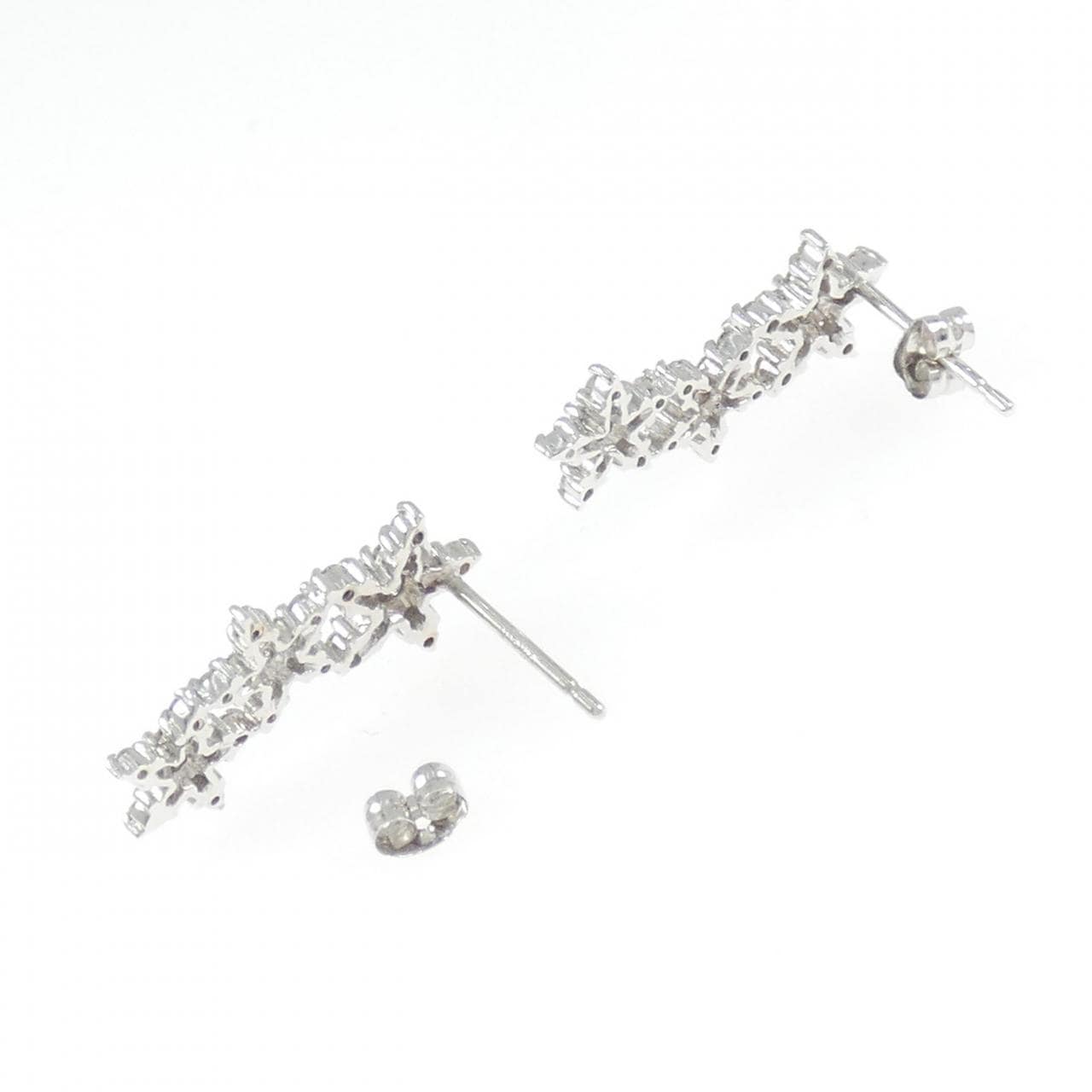 K18WG 花朵钻石耳环