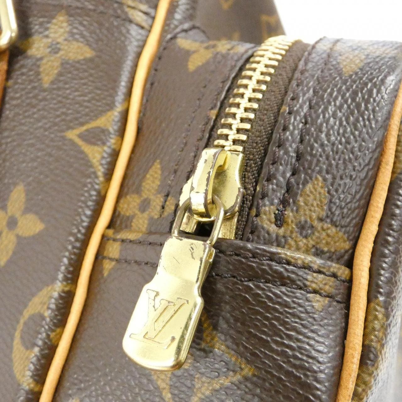 LOUIS VUITTON Monogram Nile M45244 單肩包