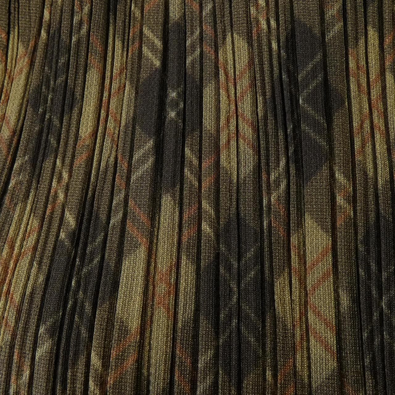 プリーツプリーズ PLEATS PLEASE スカート