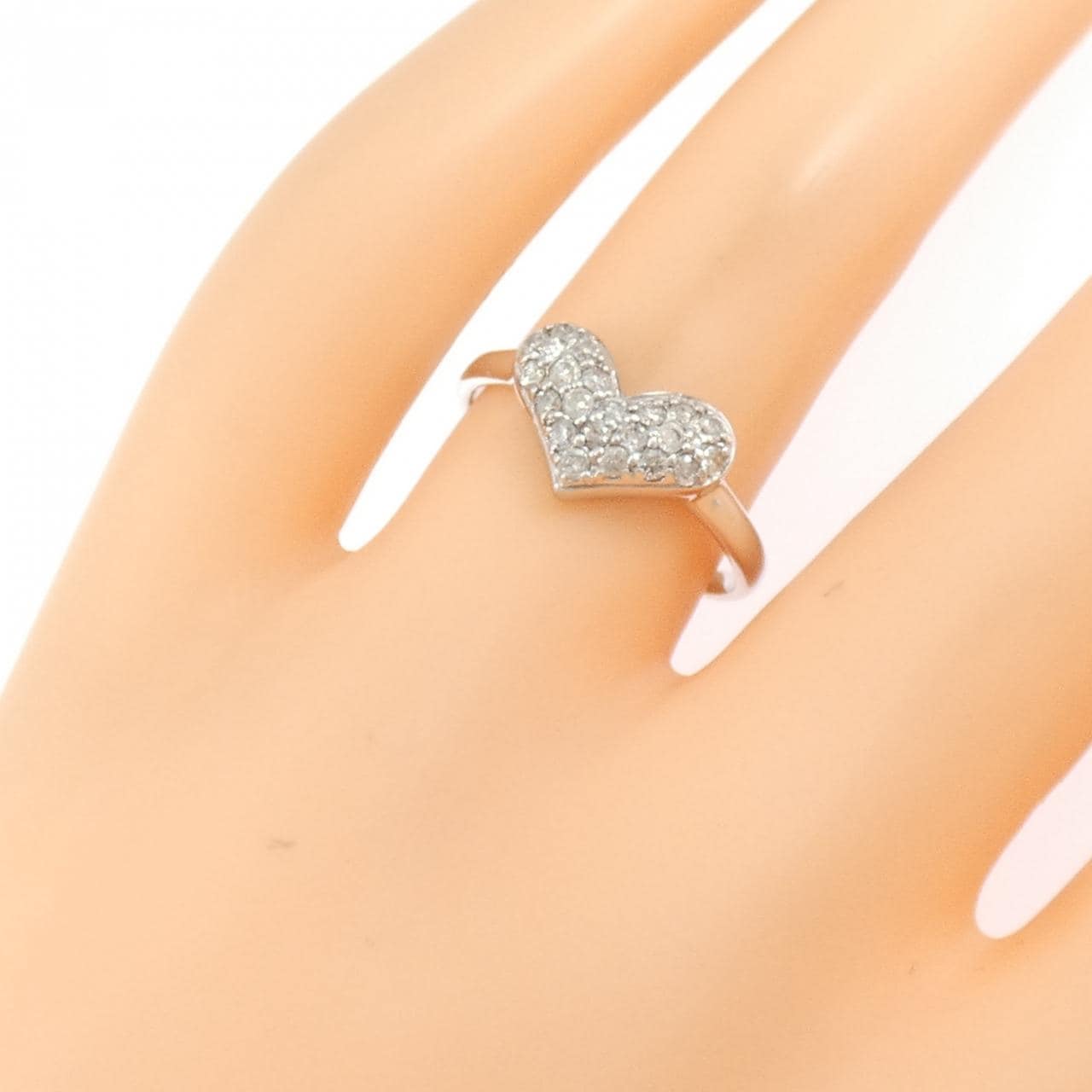 K18WG ハート ダイヤモンド リング 0.30CT