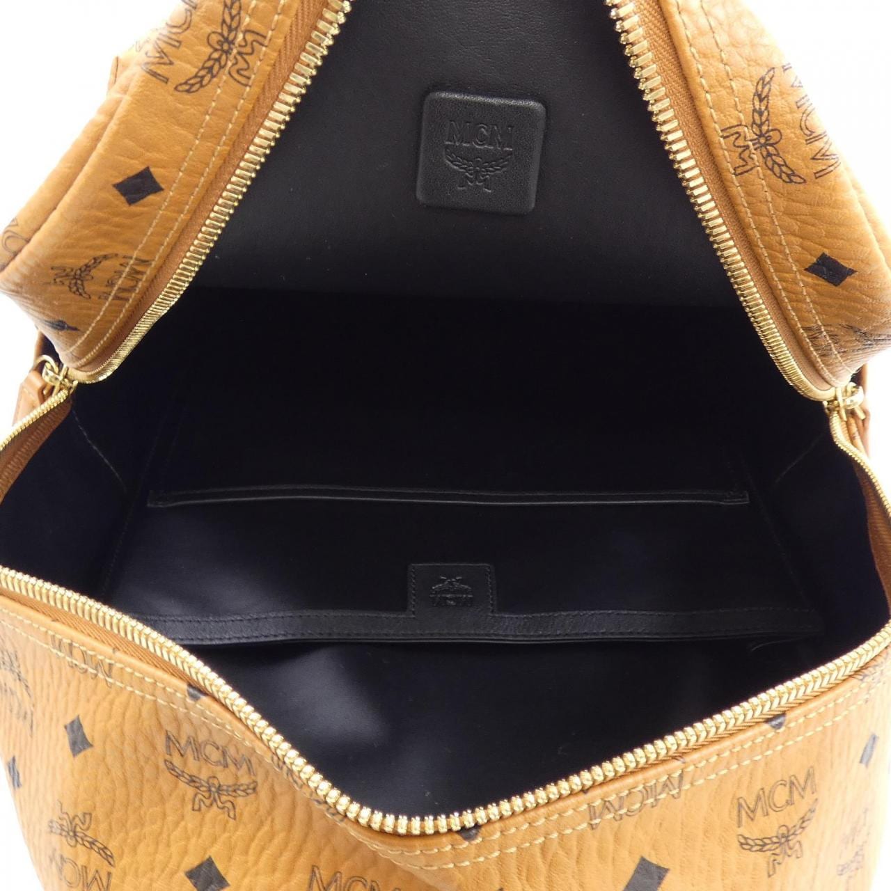 エムシーエム MCM BACKPACK