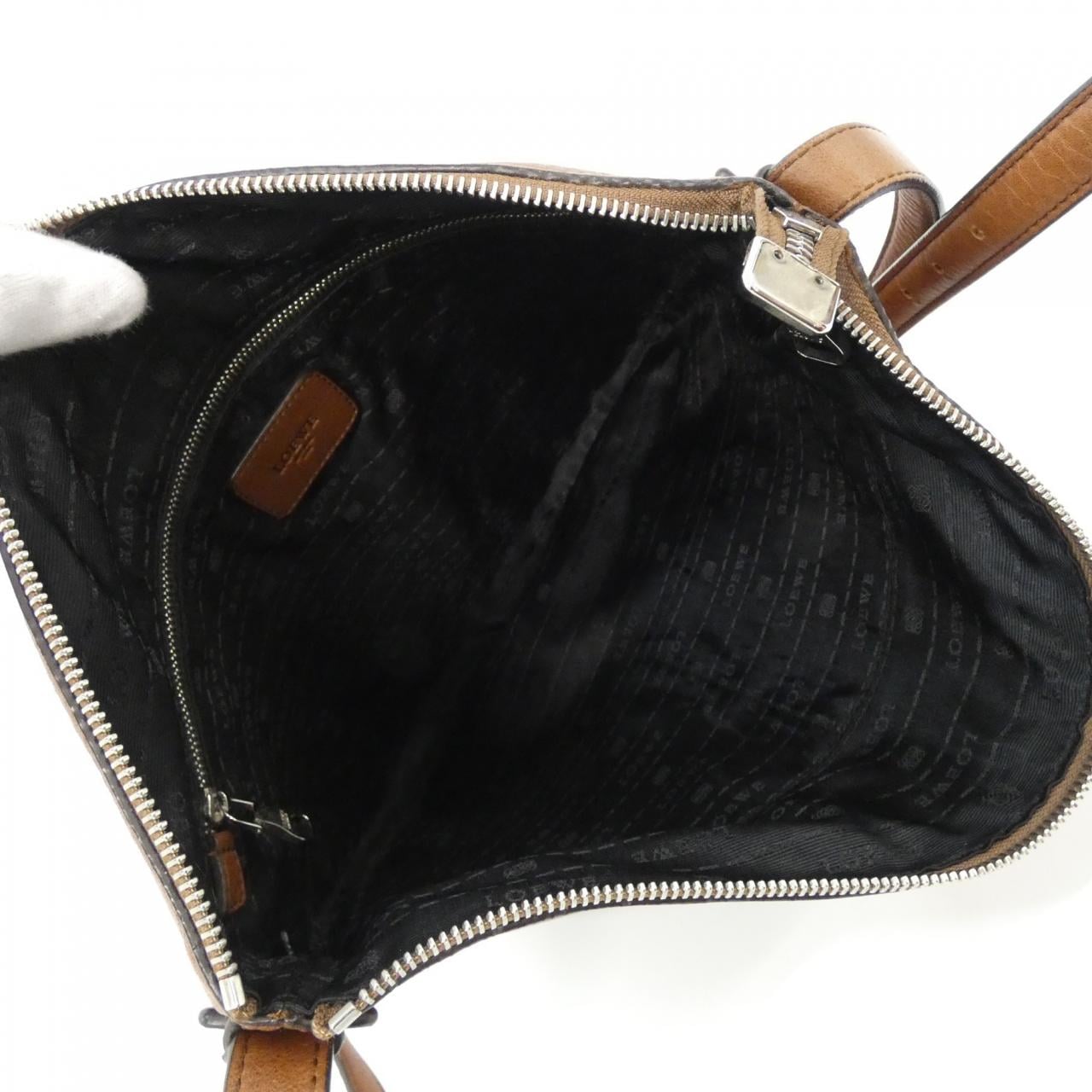 ロエベ ヘリテージ ショルダーバッグ