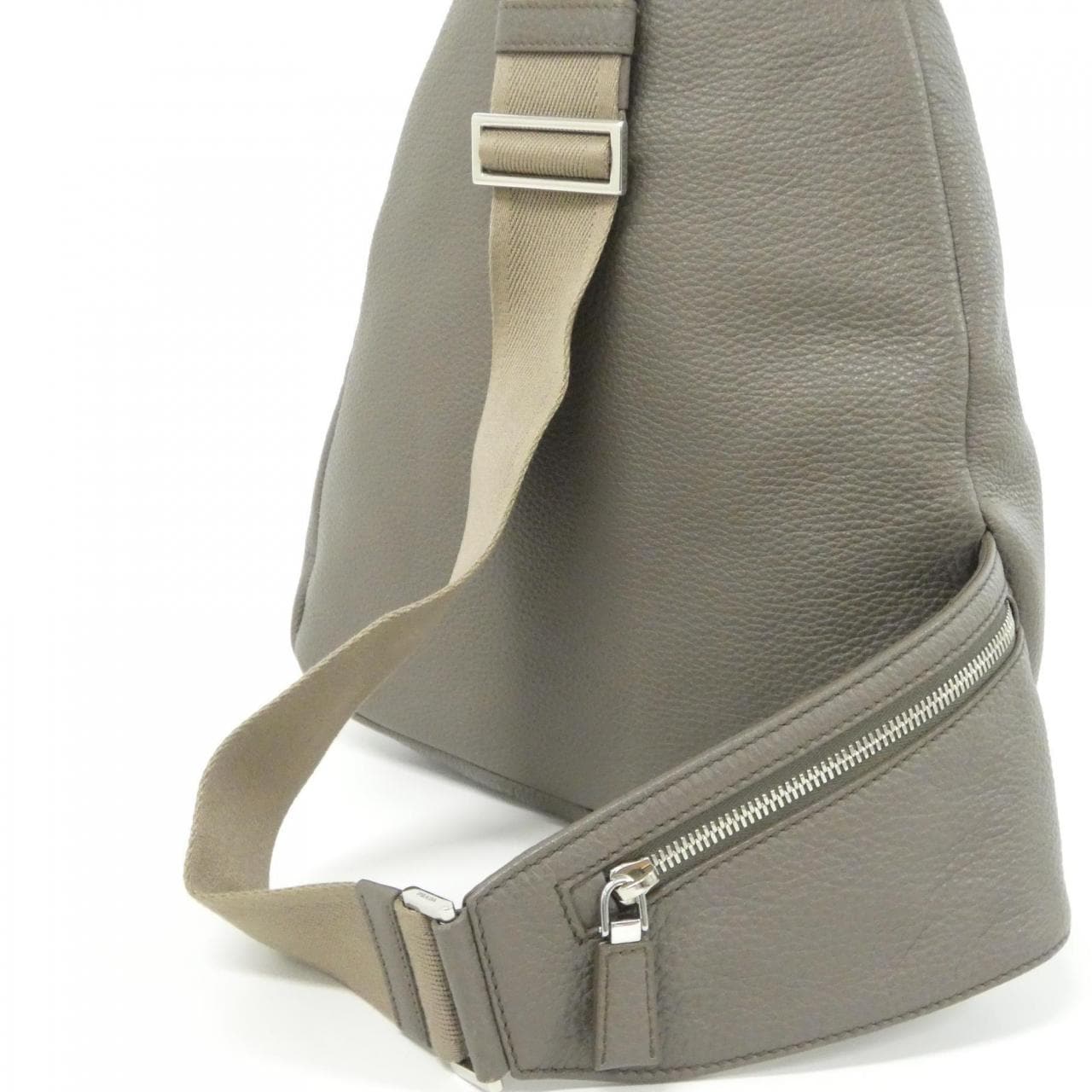 プラダ 2VZ092 ショルダーバッグ