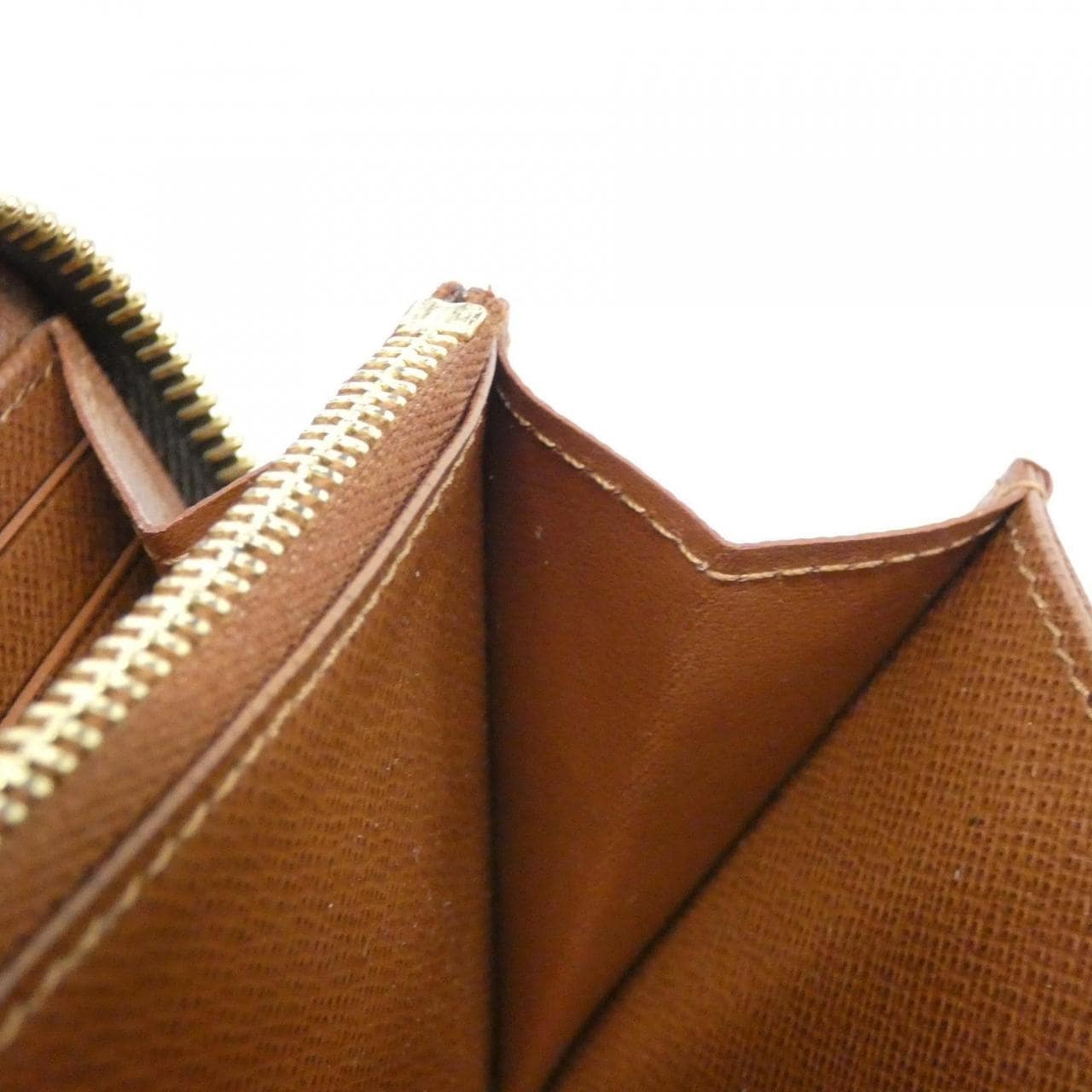 ルイヴィトン モノグラム ジッピー ウォレット M42616 財布