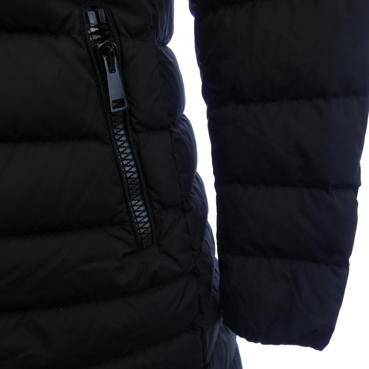 モンクレール MONCLER ダウンコート