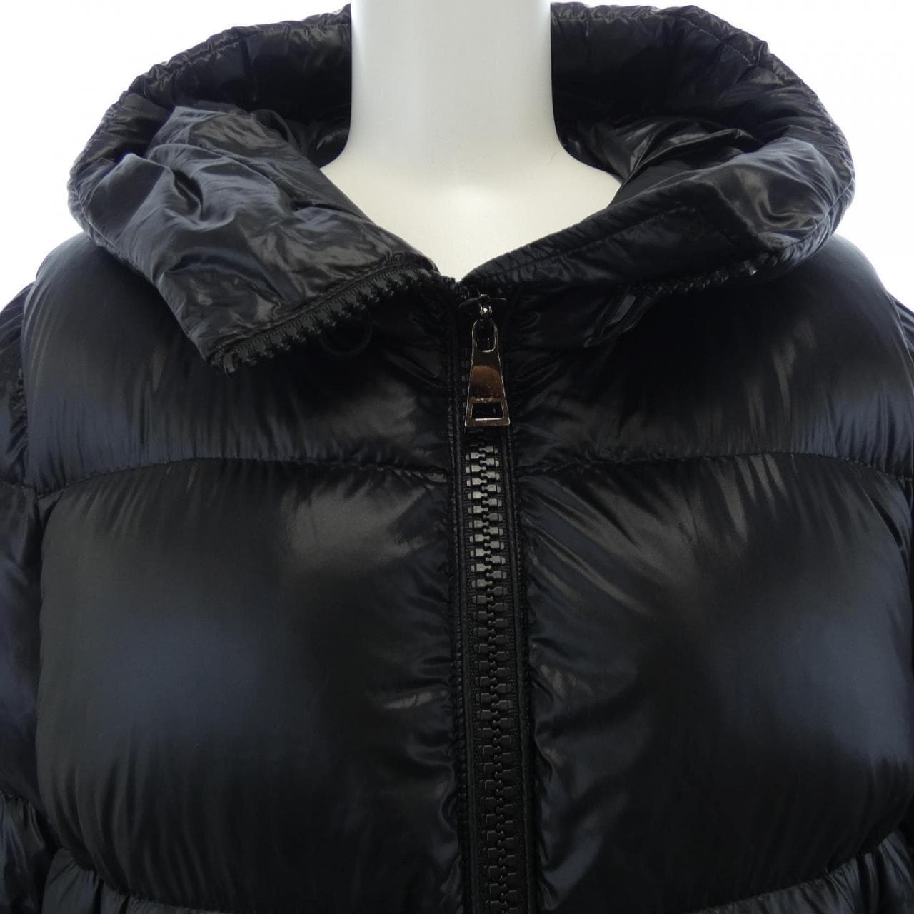 モンクレール MONCLER SERITTE ダウンジャケット