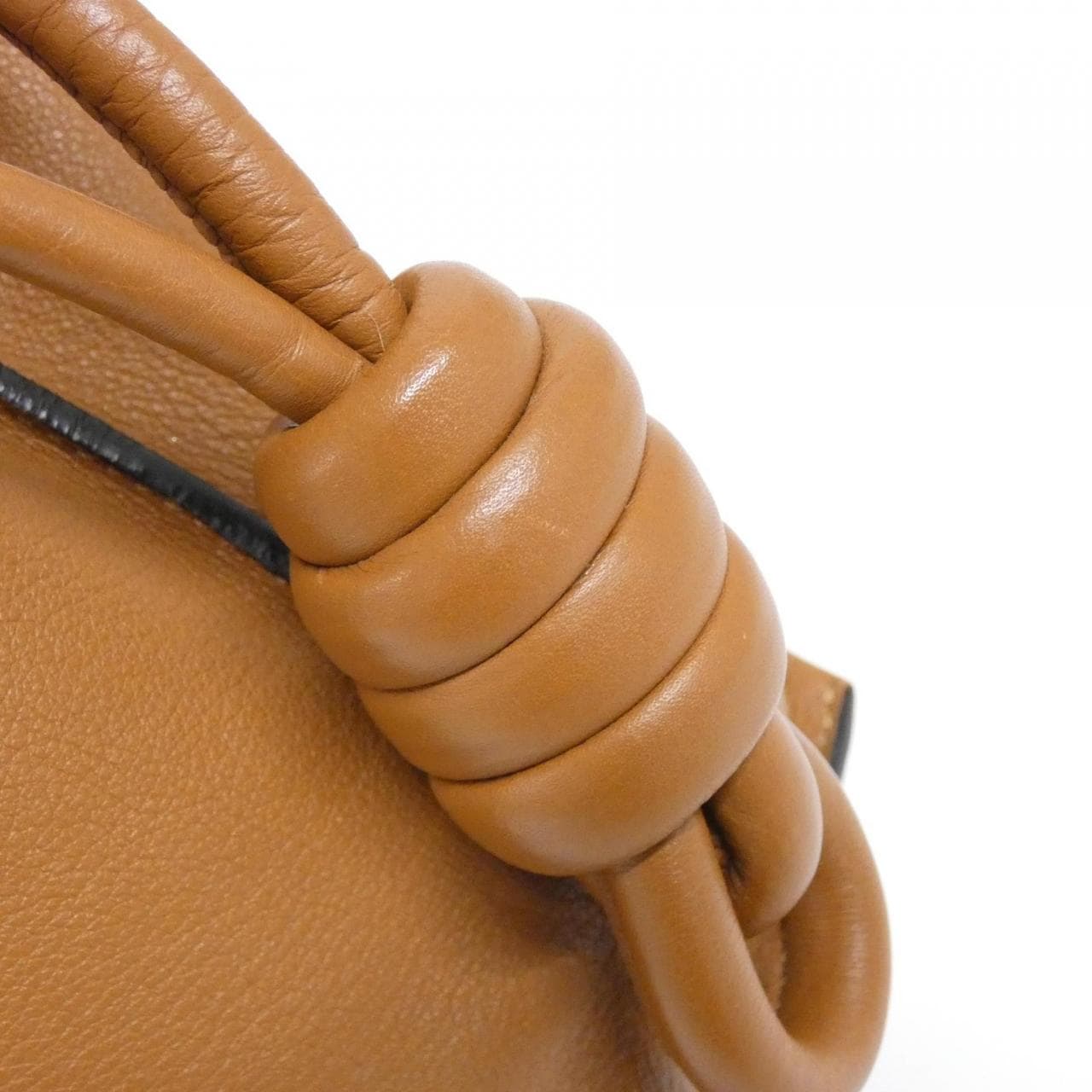 ロエベ フラメンコ ノット 334 30 K63 ショルダーバッグ