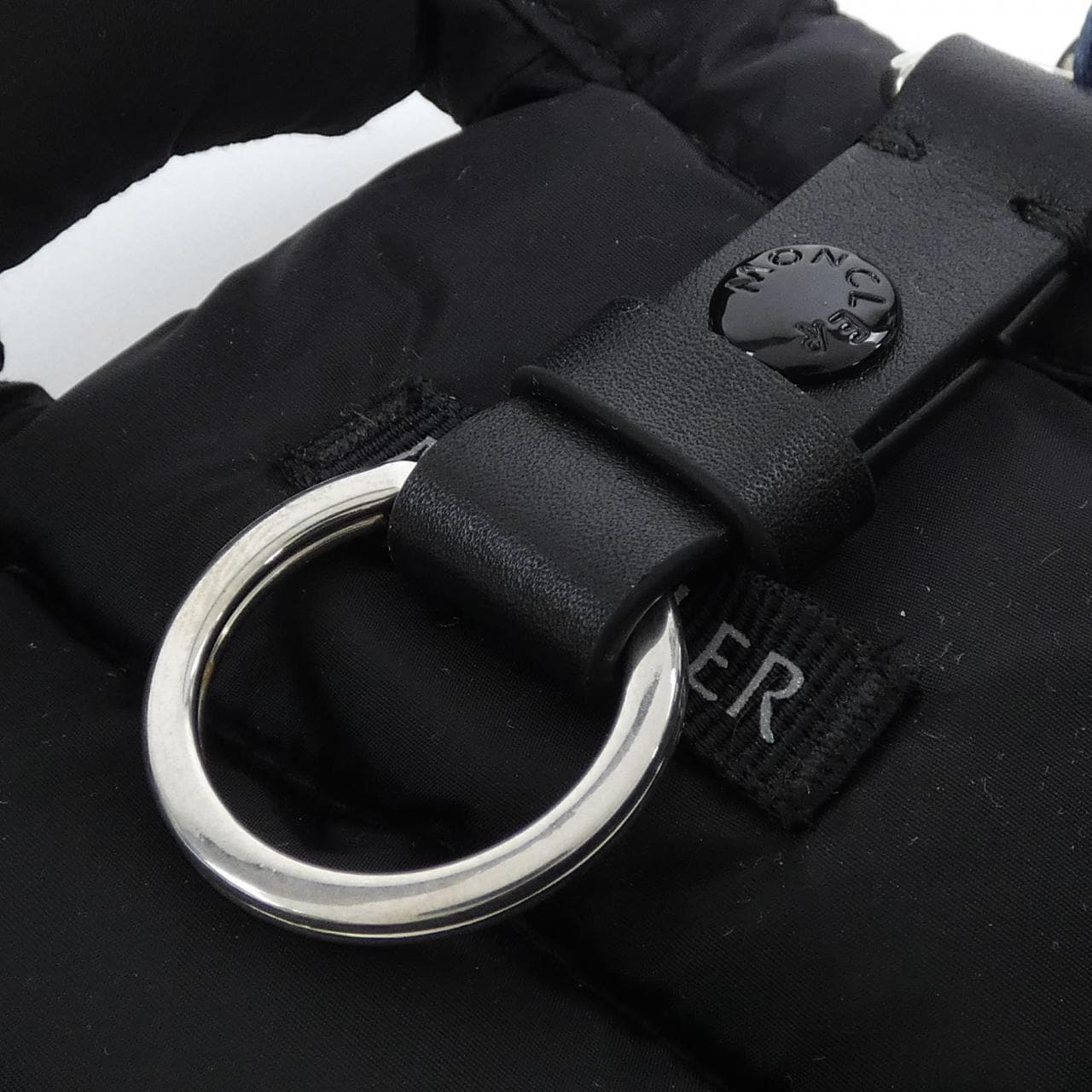モンクレール MONCLER 209A6F 00002 KEY HOLDER