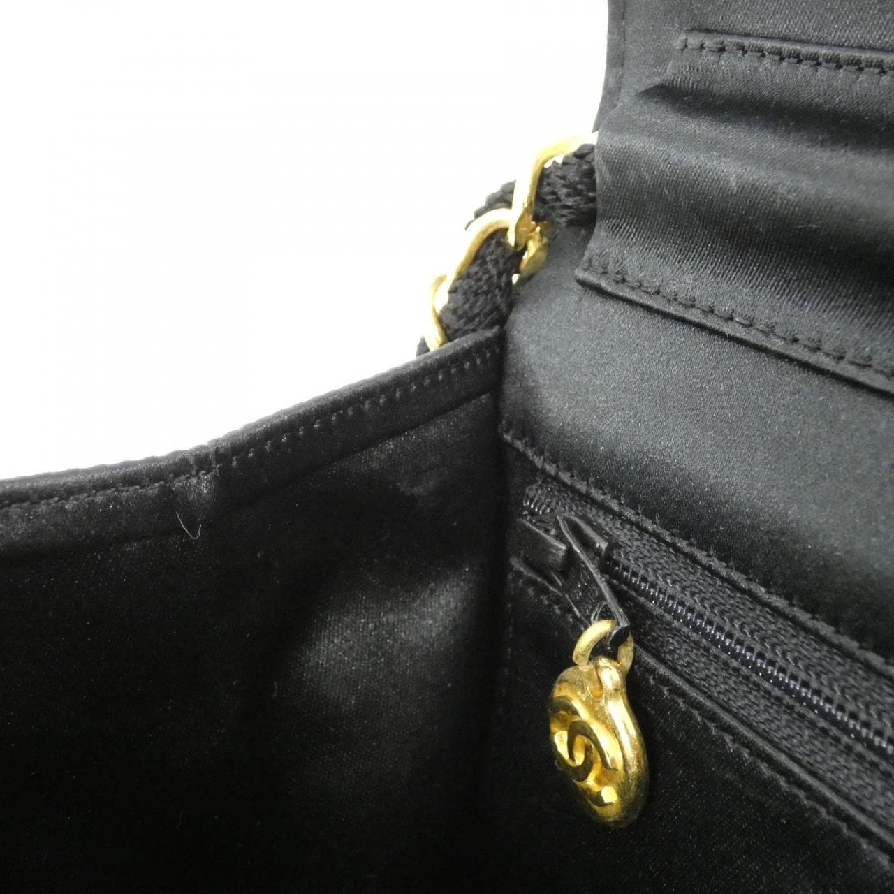 シャネル ショルダーバッグ