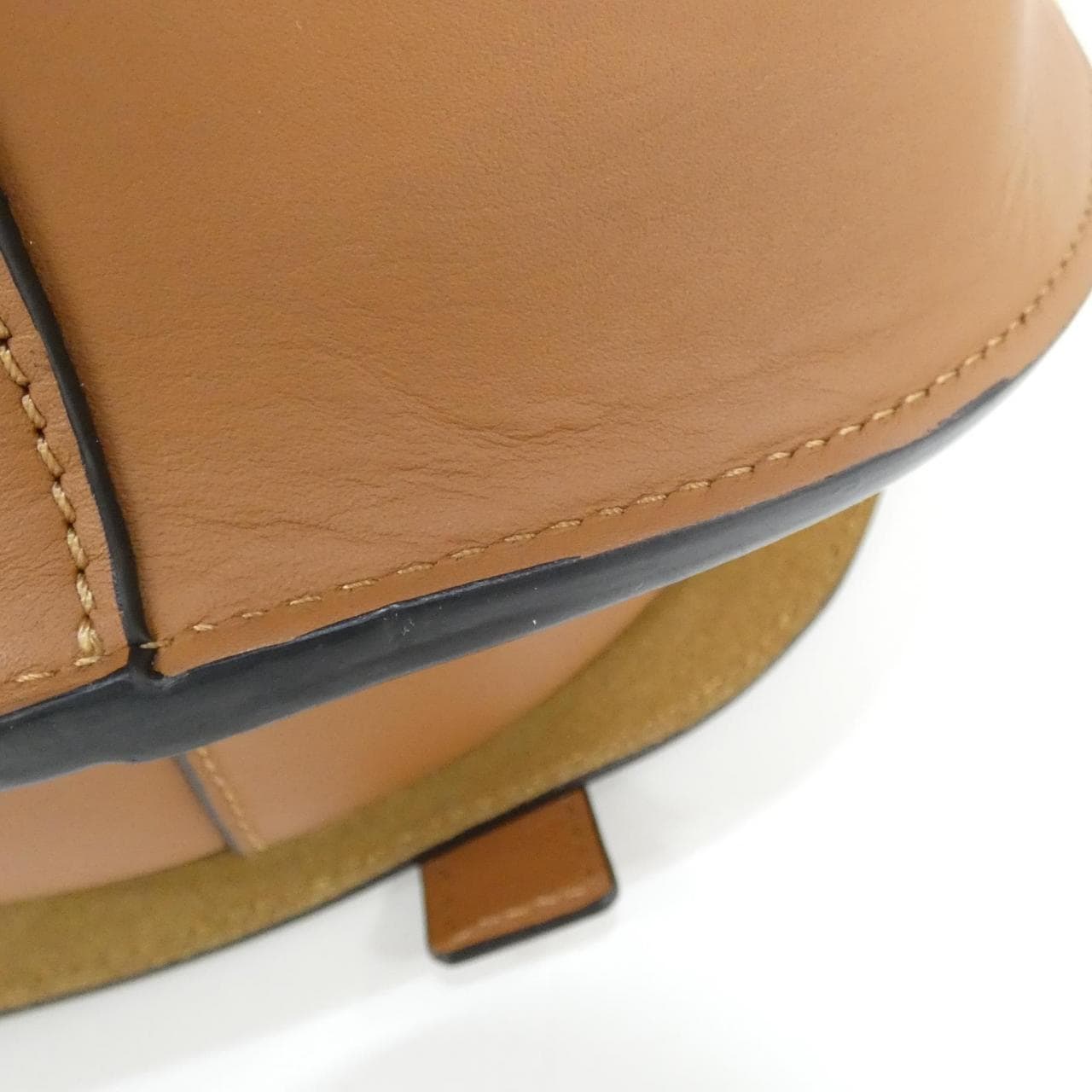 ロエベ ゲート スモール A650T20X40 ショルダーバッグ