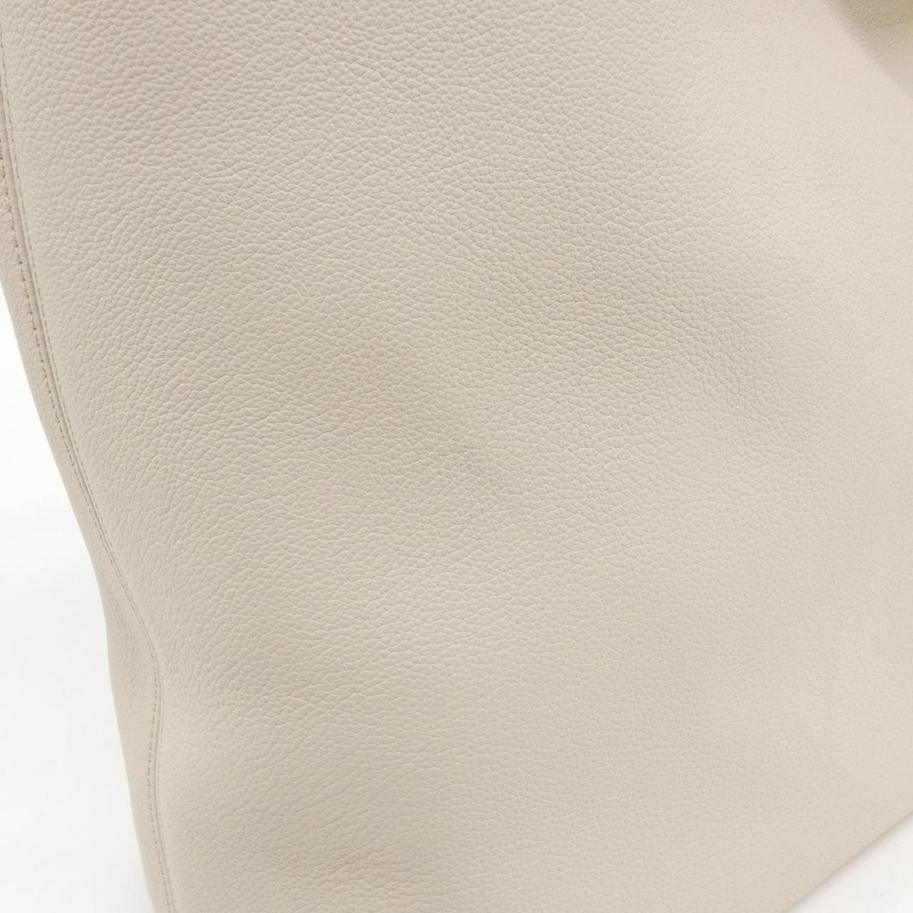 LOUIS VUITTON Low Key Hobo M25022 单肩包