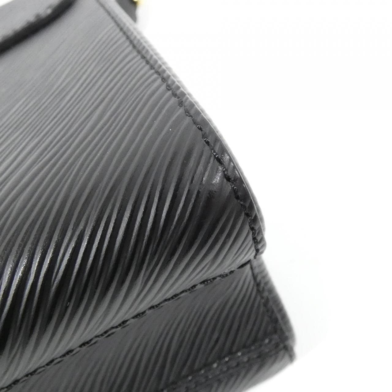 ルイヴィトン エピ ツイスト MM M41867 ショルダーバッグ