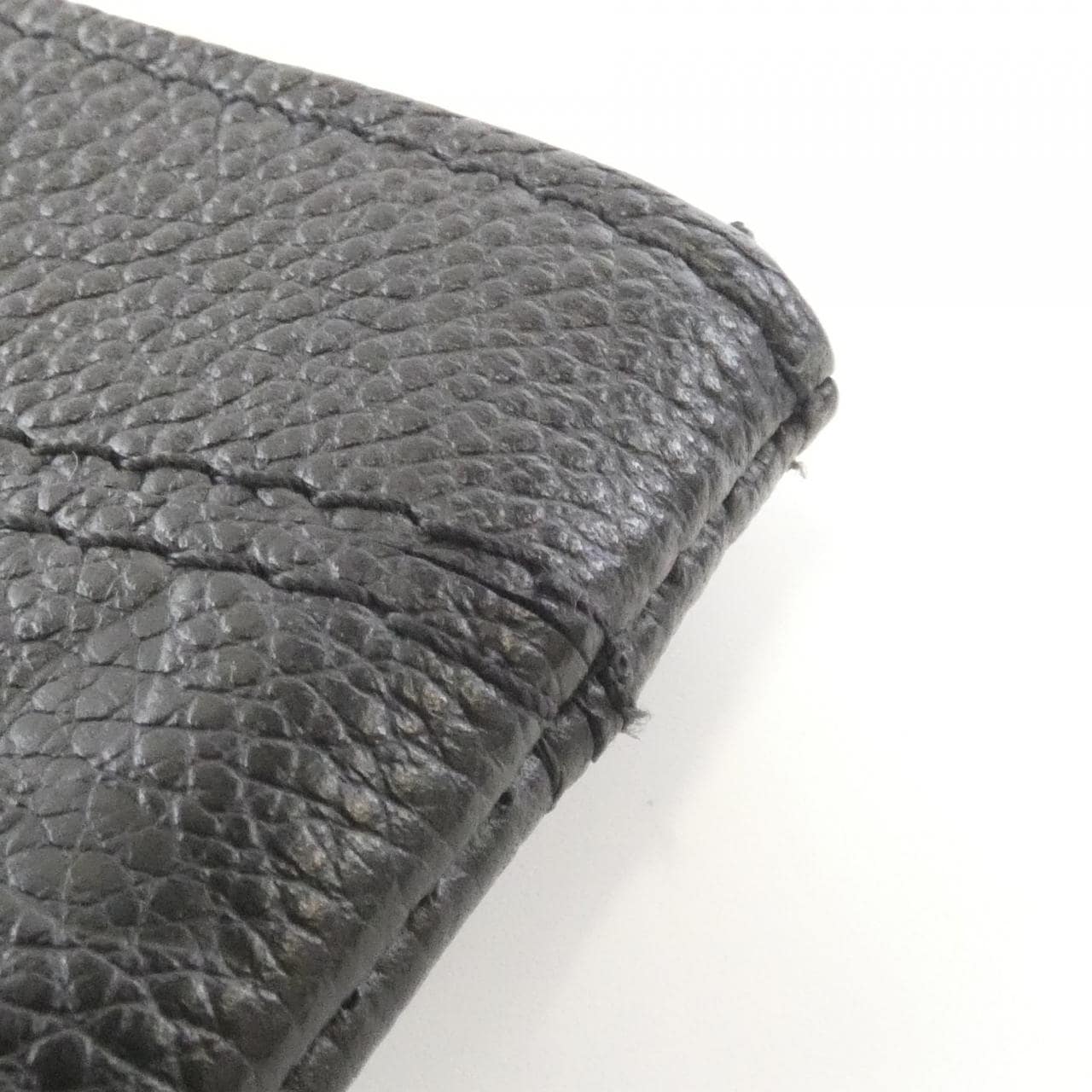 LOUIS VUITTON Monogram Empreinte Daily Pouch M62937 Pouch
