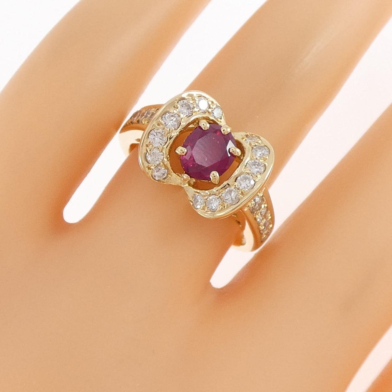 K18YG ルビー リング 0.85CT