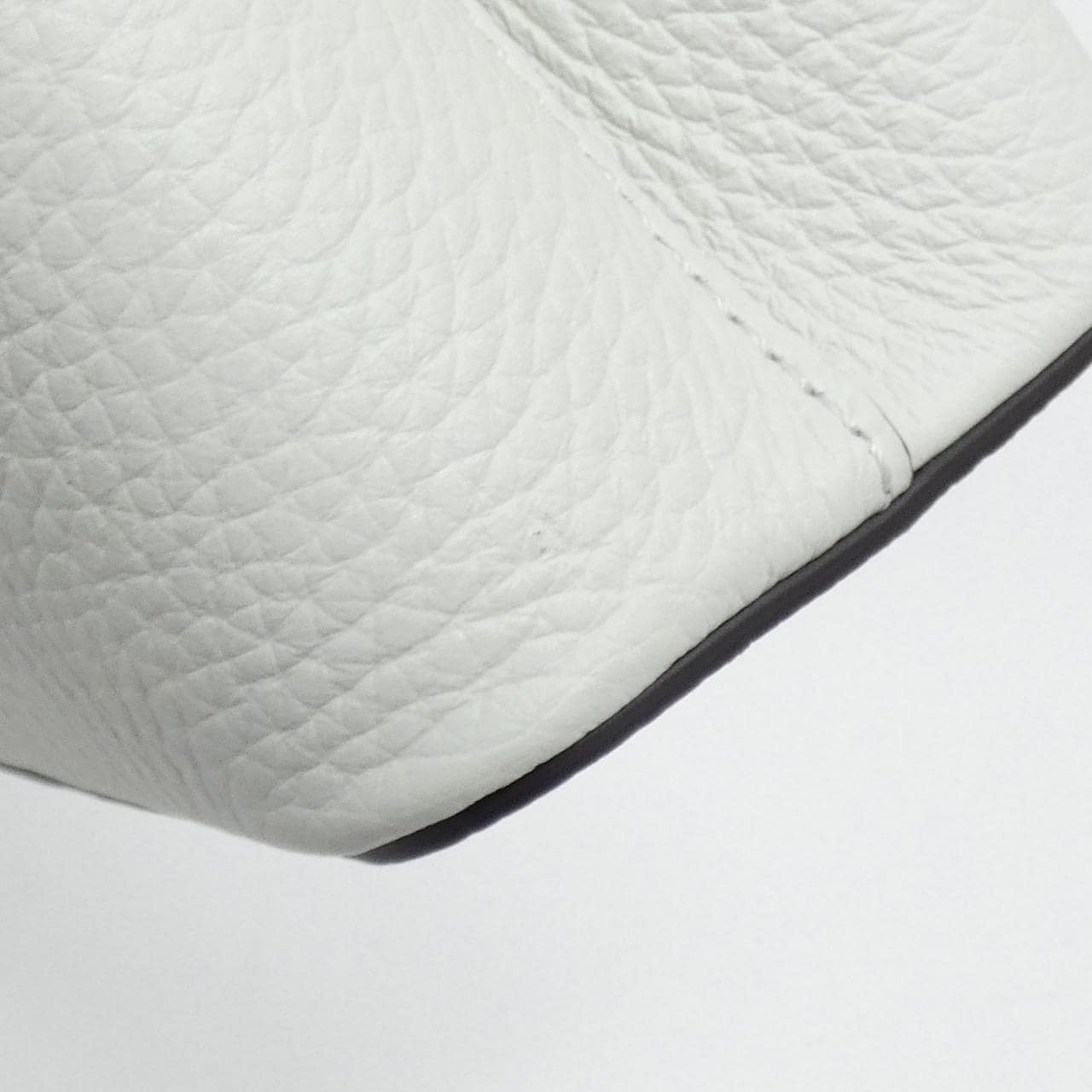 LOUIS VUITTON Exotic Leather Capucines MINI N85552 Bag