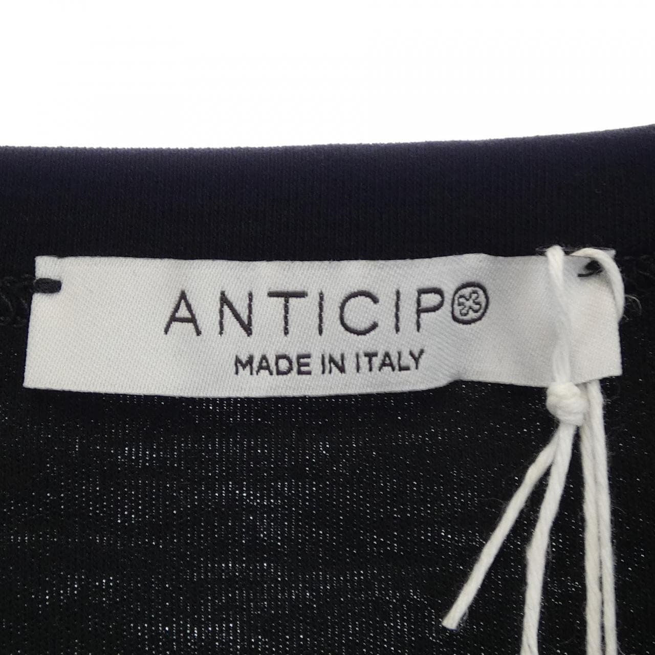 アンティーチポ ANTICIPO Tシャツ