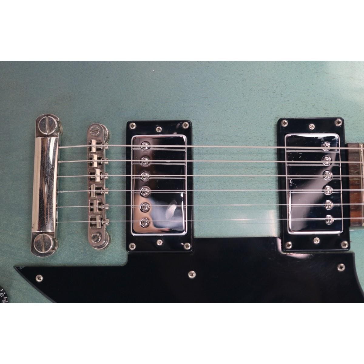 ＥＰＩＰＨＯＮＥ　　ＬＴＤ　ＦＩＲＥＢＩＲＤ　ＳＴＵＤＩＯ