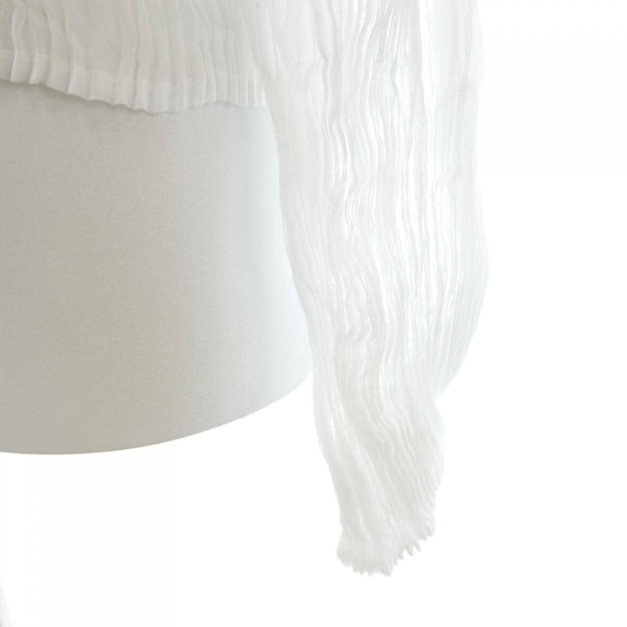 イッセイミヤケ ISSEY MIYAKE IM01FJ424 カーディガン