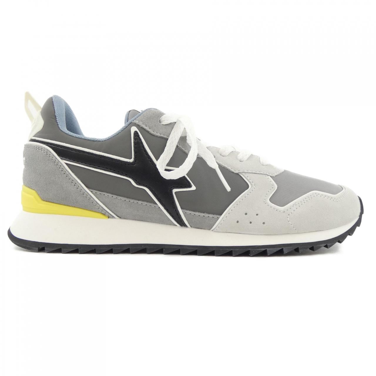 JUST SAY WIZZ スニーカー