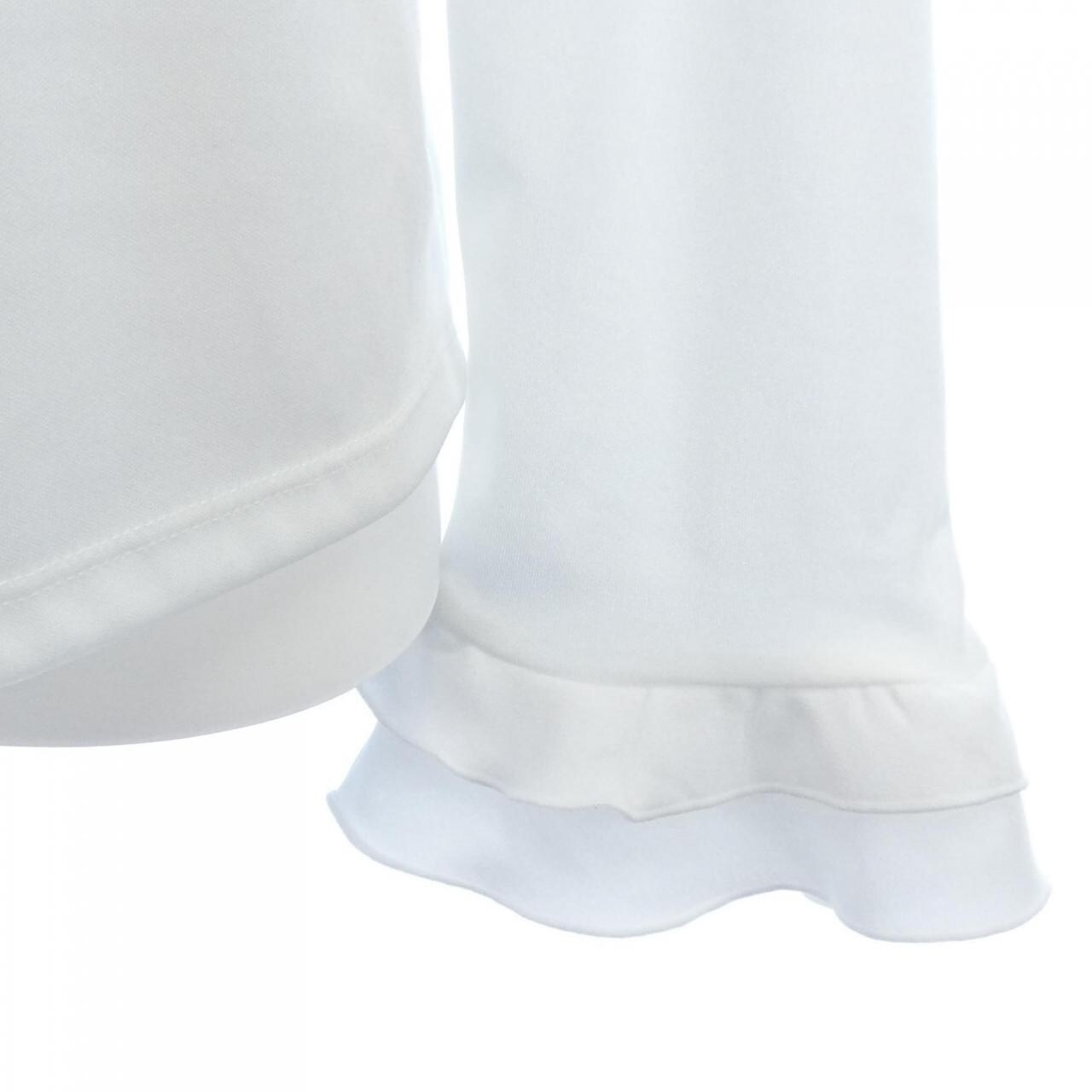 トゥービーシック TO BE CHIC トップス