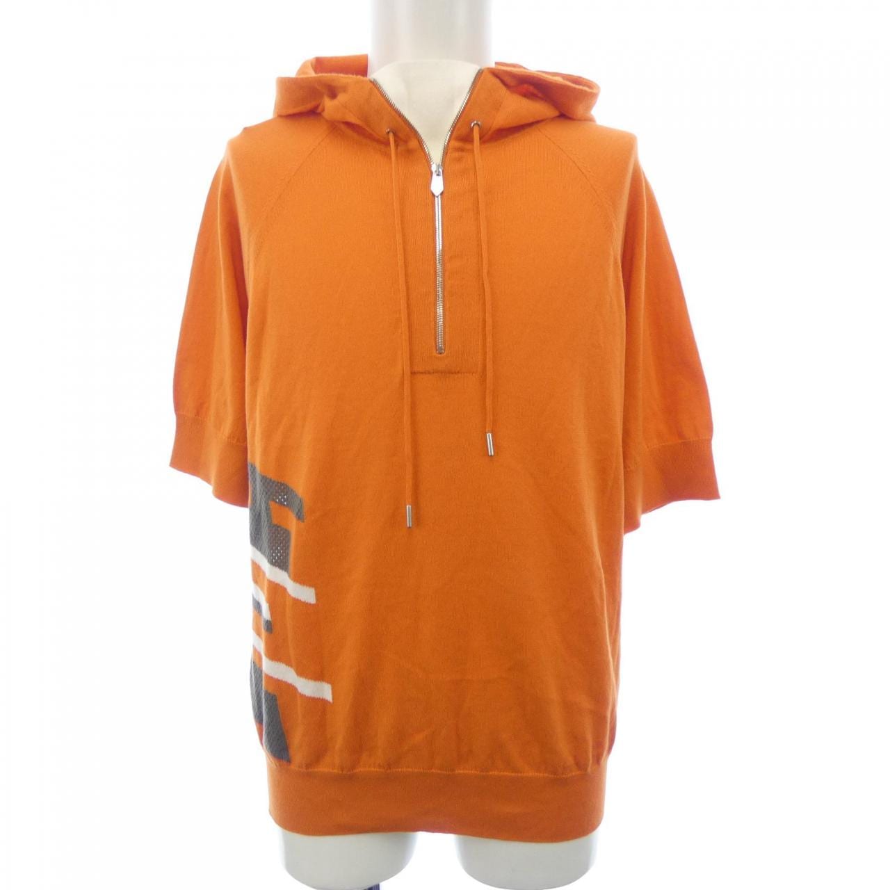エルメス HERMES トップス