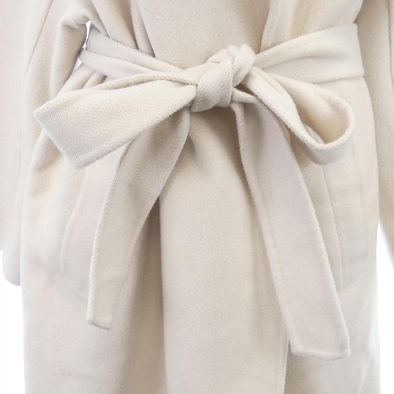 ニジュウサンク 23区 コート