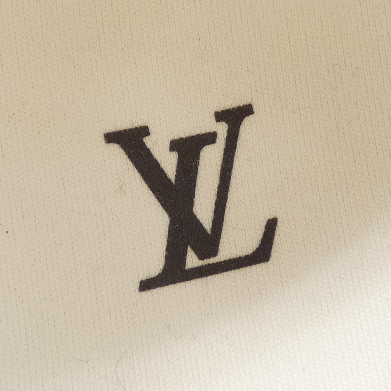 ルイヴィトン LOUIS VUITTON スニーカー