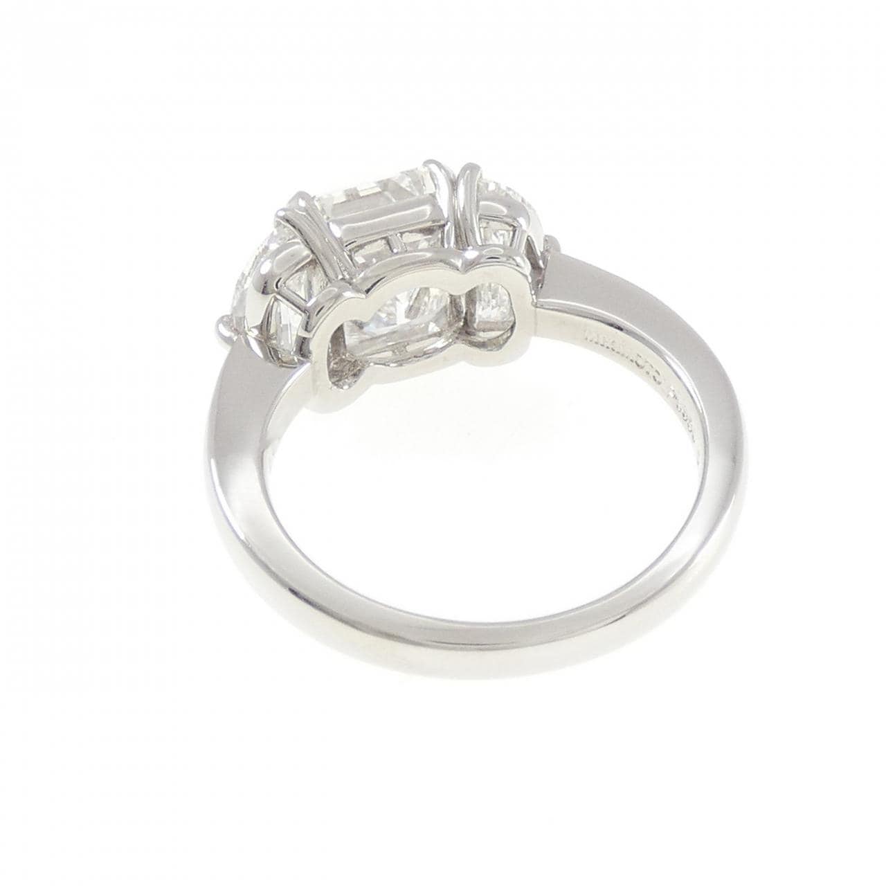 ミキモト ダイヤモンド リング 2.10CT F VS2 エメラルドカット