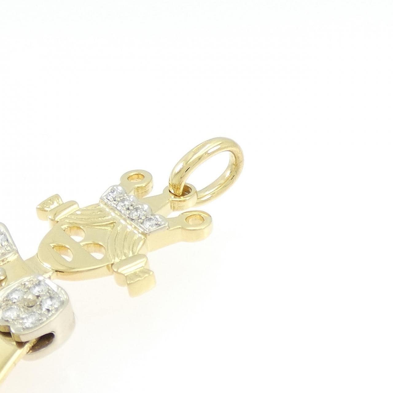 ポメラート クィーン ペンダント