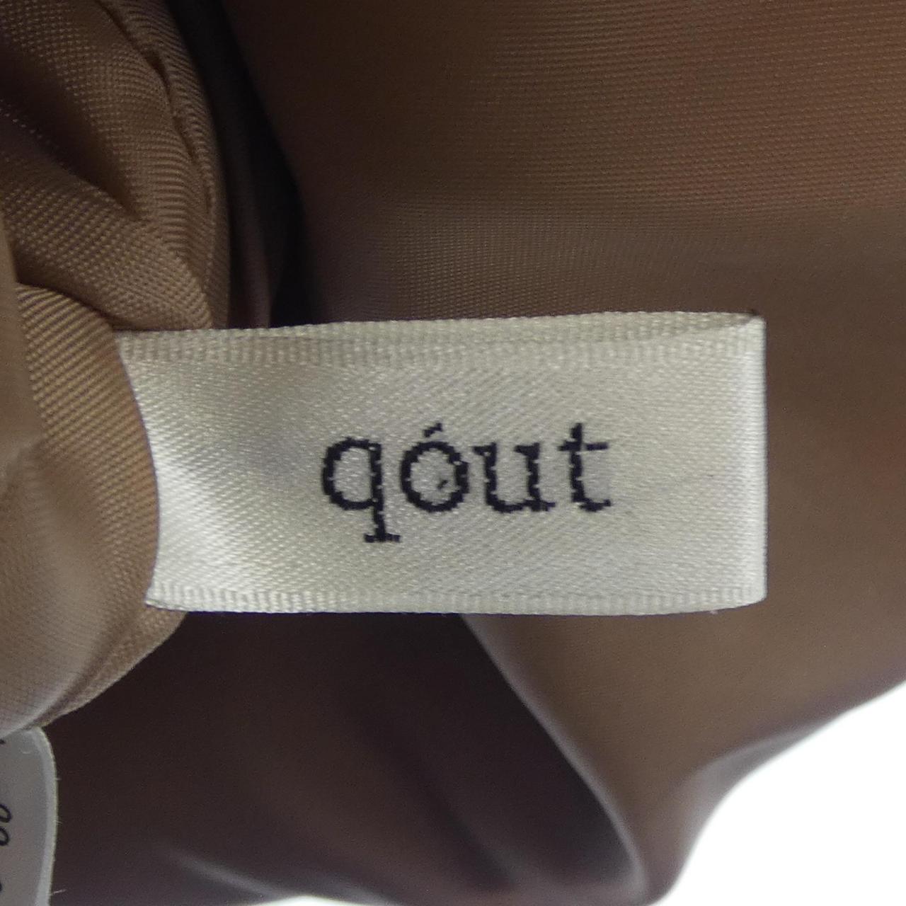 QOUT ロングベスト