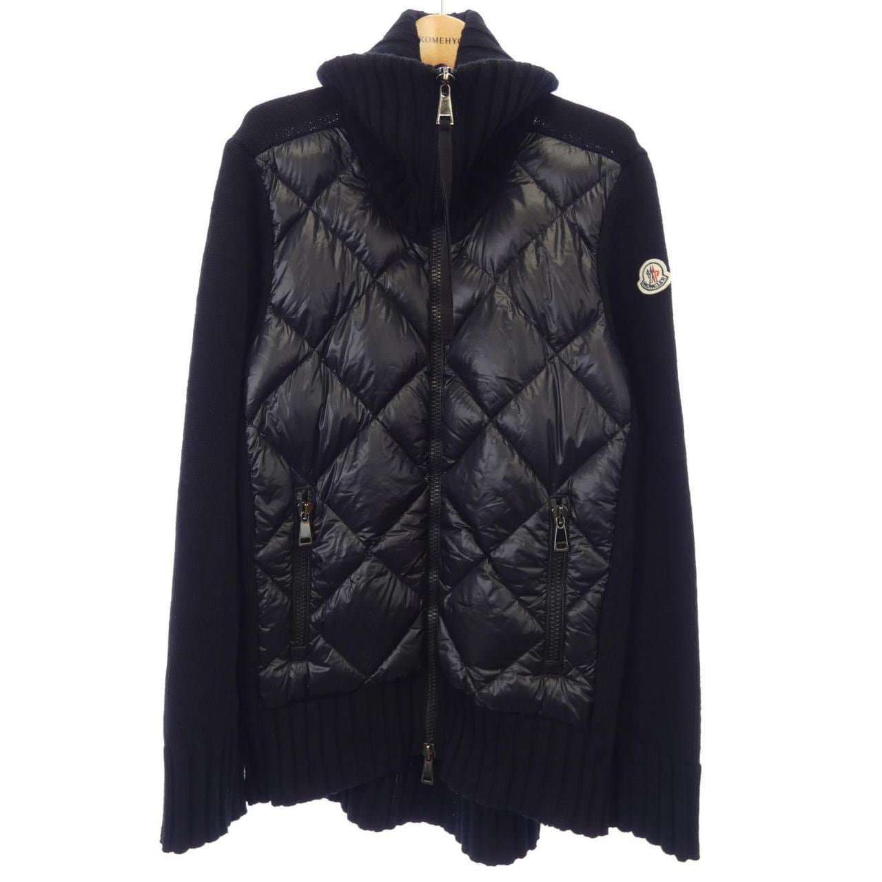 モンクレール MONCLER ダウンジャケット