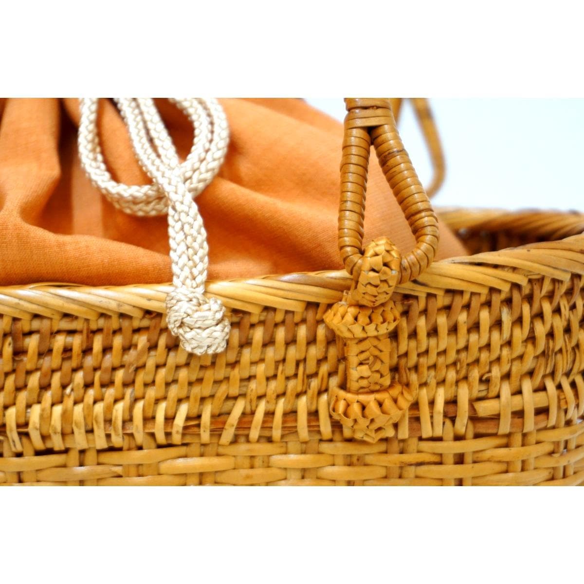 【新品】カゴバッグ　巾着付き