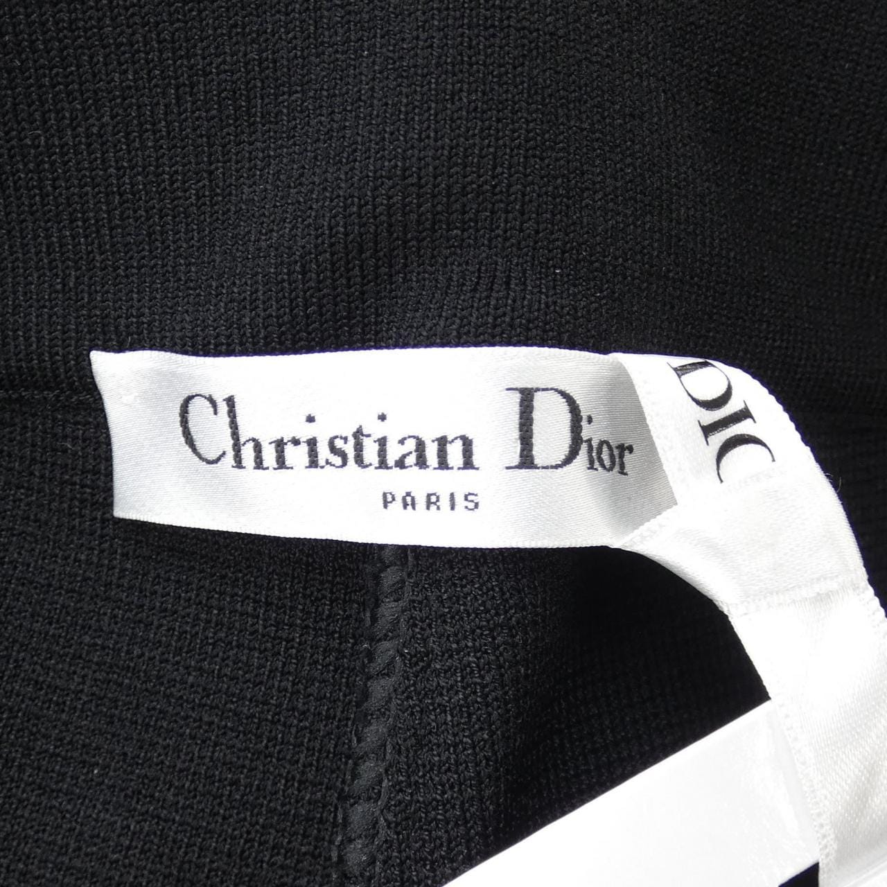 クリスチャンディオール CHRISTIAN DIOR 244P40AM512 ショートパンツ