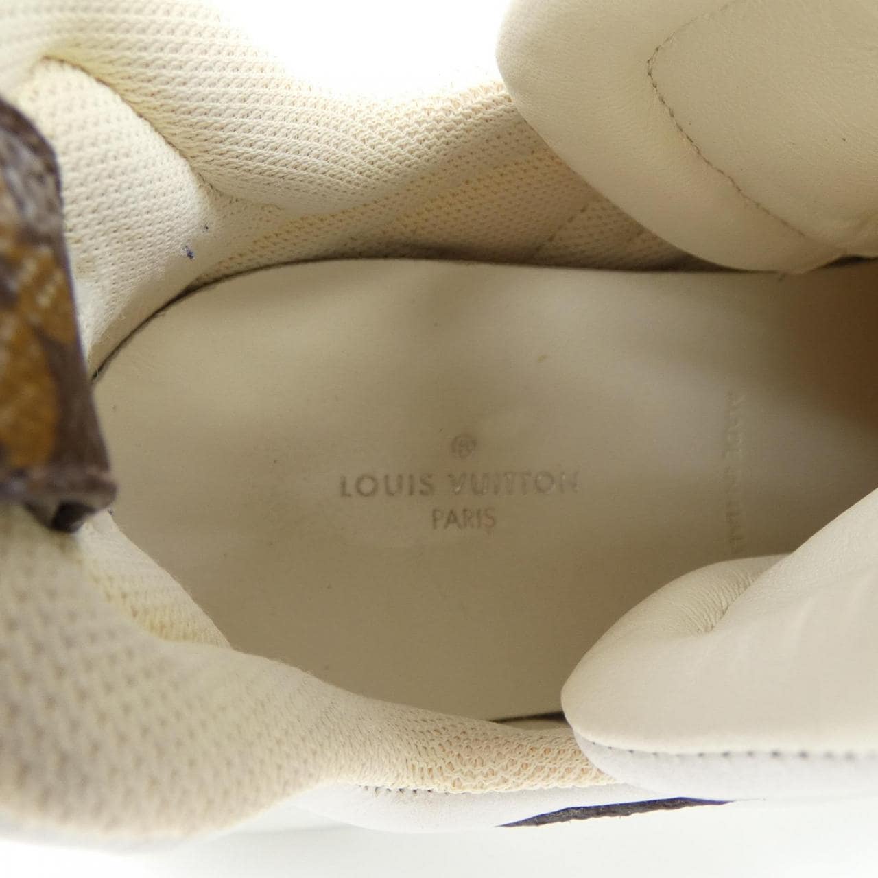 ルイヴィトン LOUIS VUITTON スニーカー
