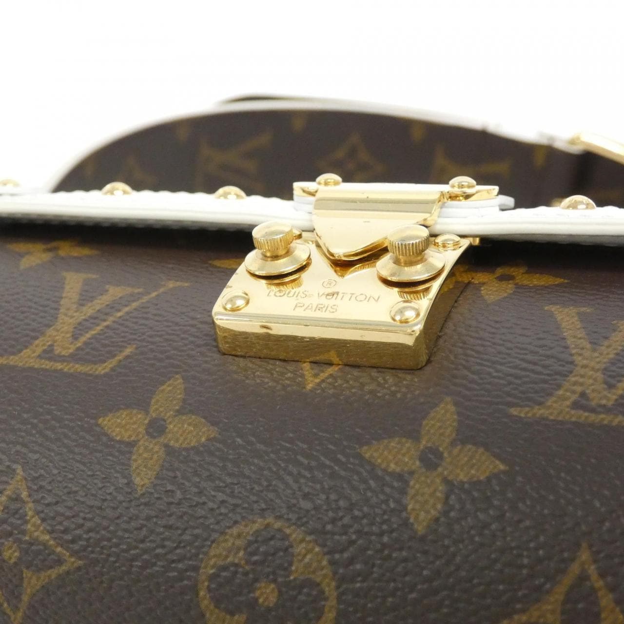 LOUIS VUITTON Monogram (LV Match) Papillon Trunk M81485 單肩包