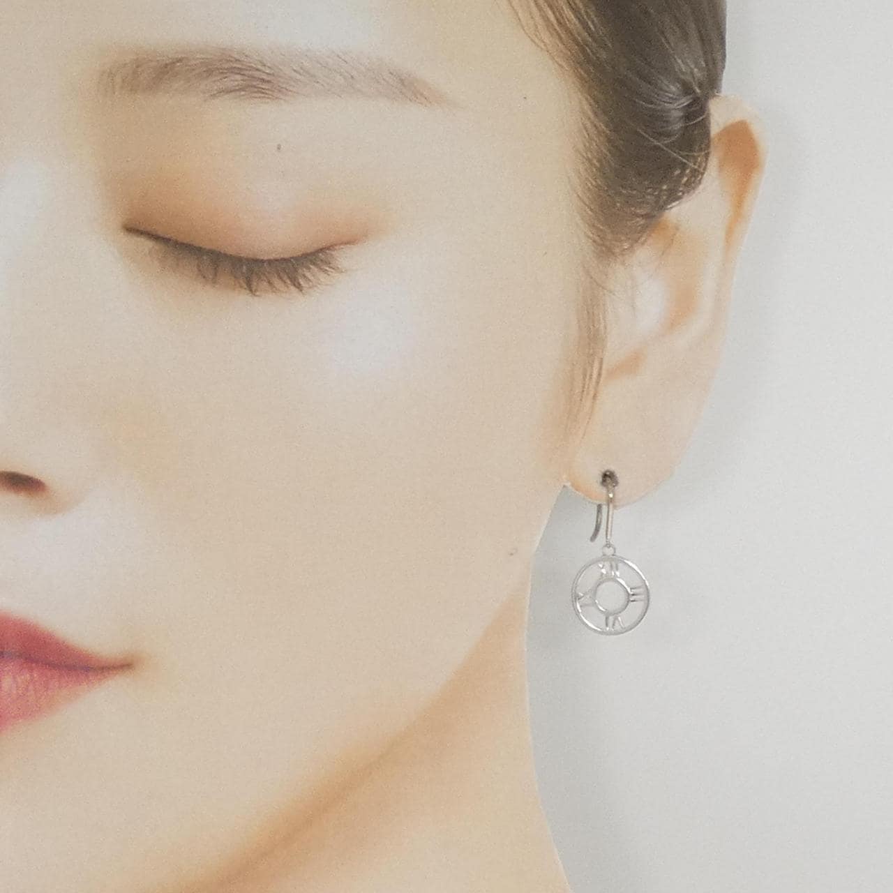 ティファニー アトラス オープン　メダリオン ピアス