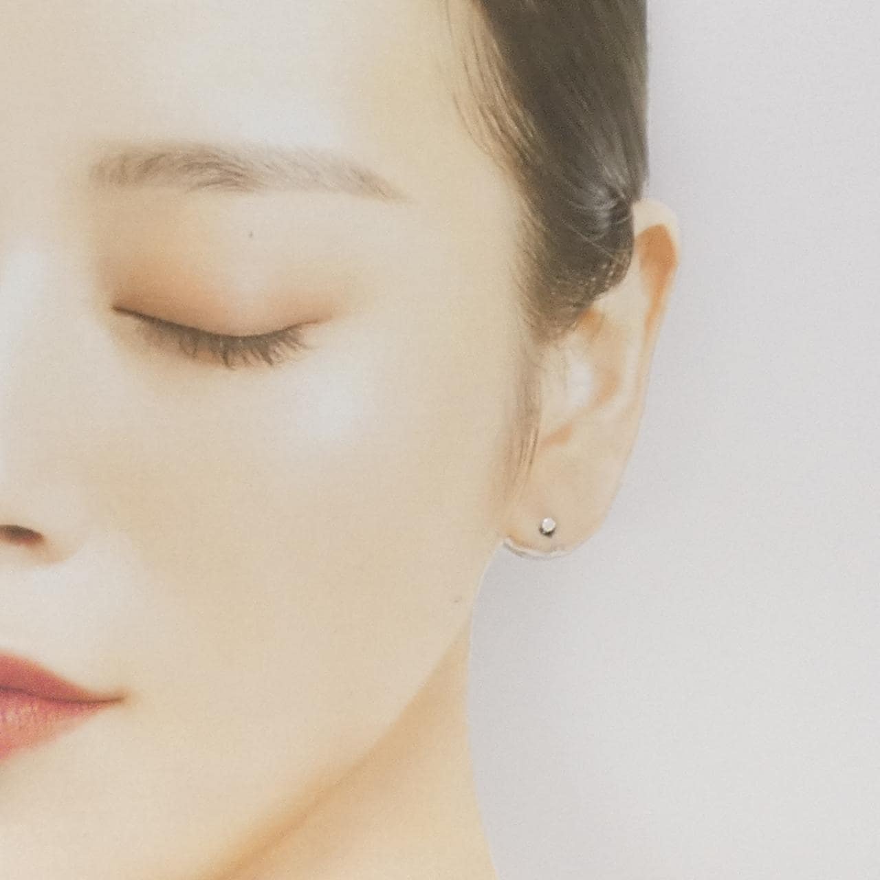 K10WG solitaire Diamond earrings 0.10CT