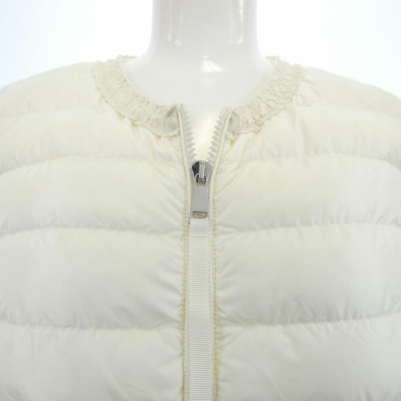モンクレール MONCLER 10939454200 ダウンジャケット