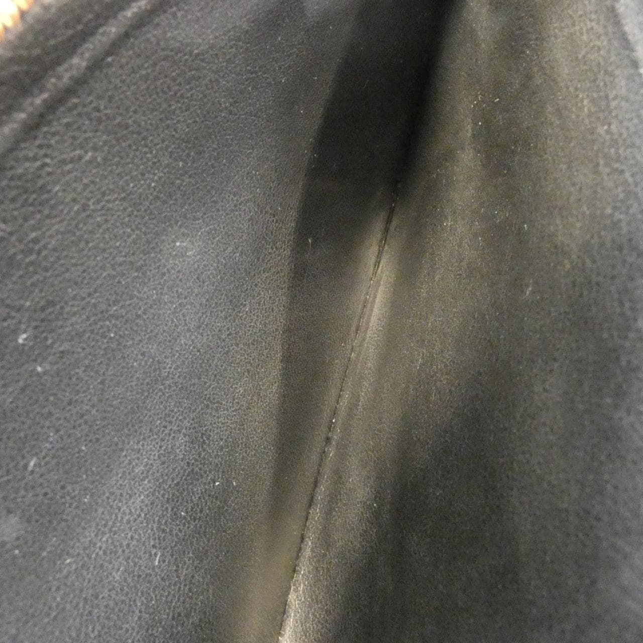 ルイヴィトン モノグラム アンプラント ジッピー ウォレット M61864 財布