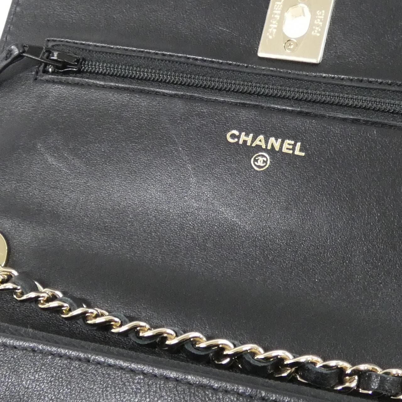 シャネル AP4323 チェーンウォレット