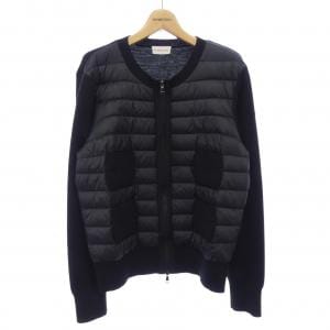 モンクレール MONCLER ダウンジャケット