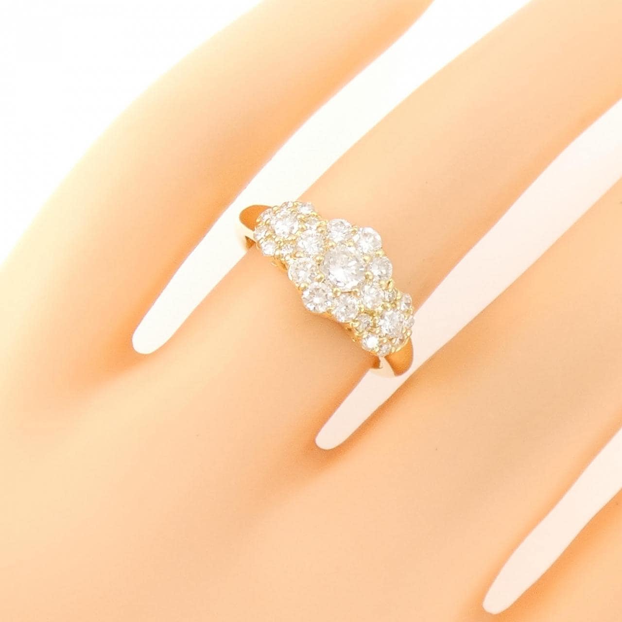 K18YG flower Diamond ring 1.05CT