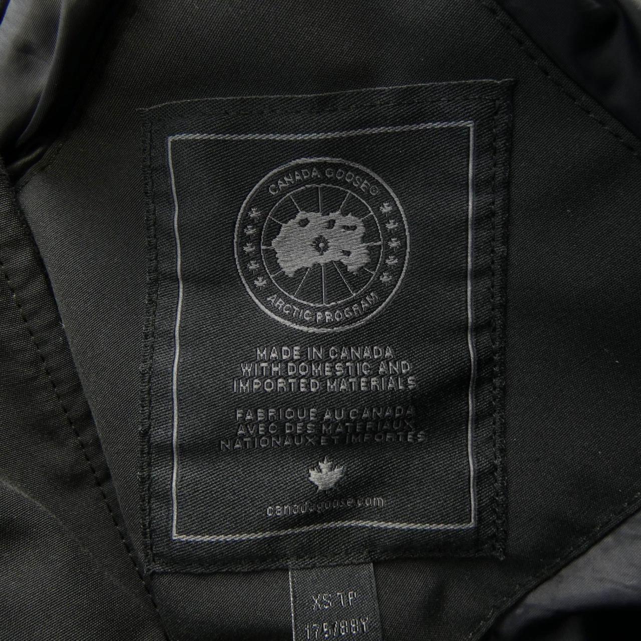 Canada goose CANADA GOOSE down jacket