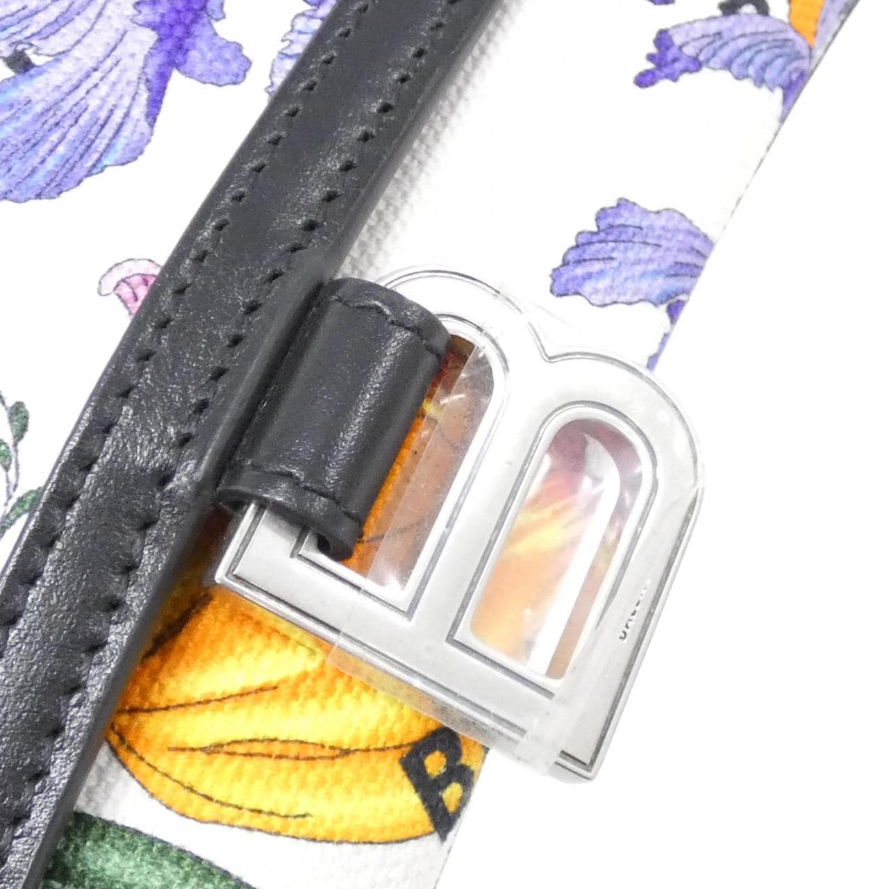 グッチ 681696 UK4DN バッグ