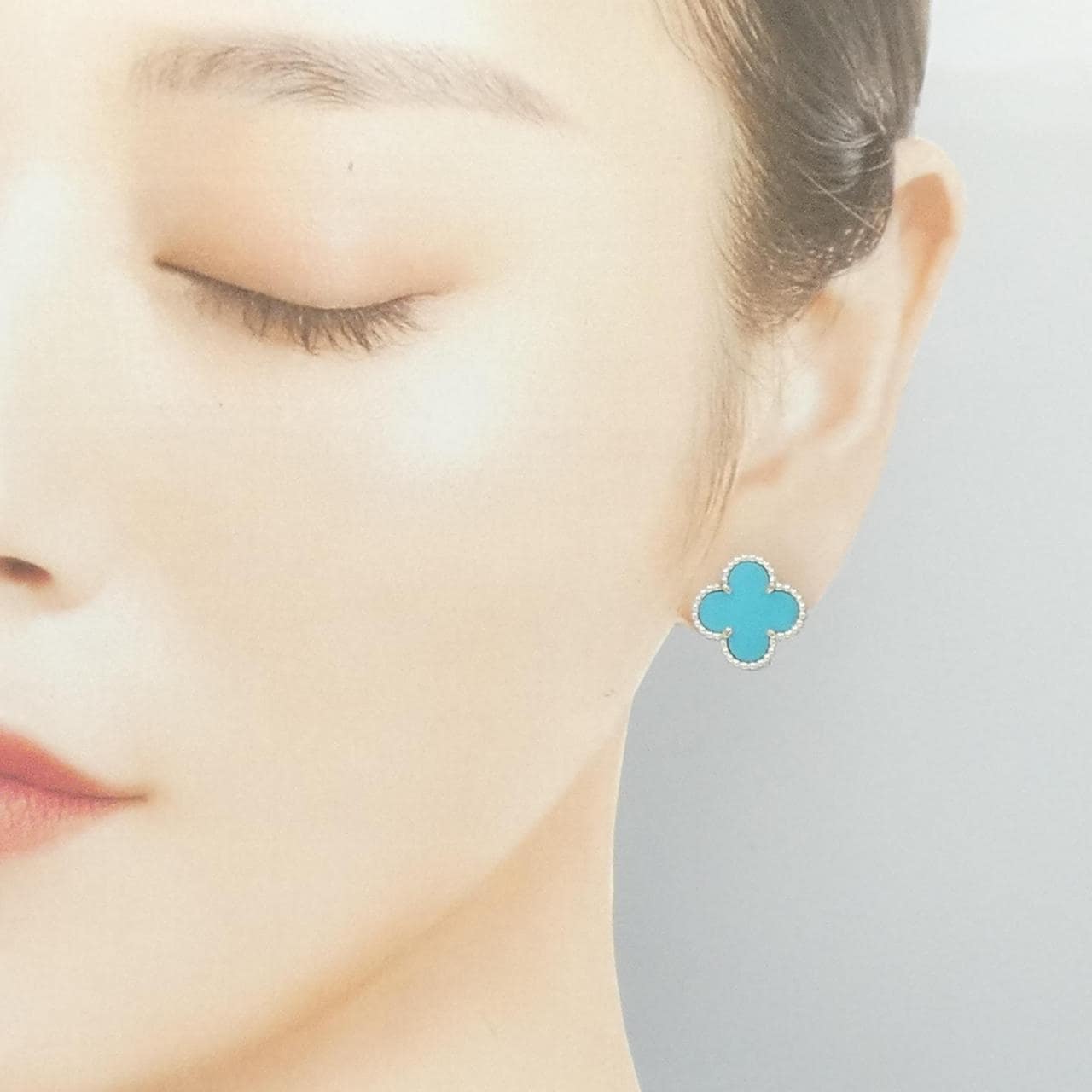 ヴァンクリーフ&アーペル ヴィンテージアルハンブラ ピアス